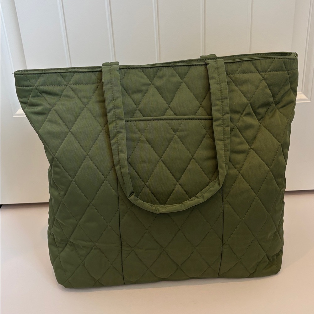 Vera Bradley Green Quilted Zip Tote Bag Pockets Travel Weekend Beach 48hr NEW - Picture 8 of 15